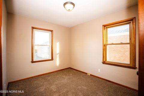 Tiny photo for 5414 303rd Street, Toledo, OH 43611 (MLS # 10000367)
