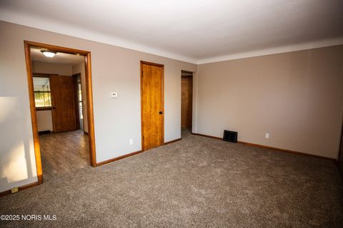 Tiny photo for 5414 303rd Street, Toledo, OH 43611 (MLS # 10000367)