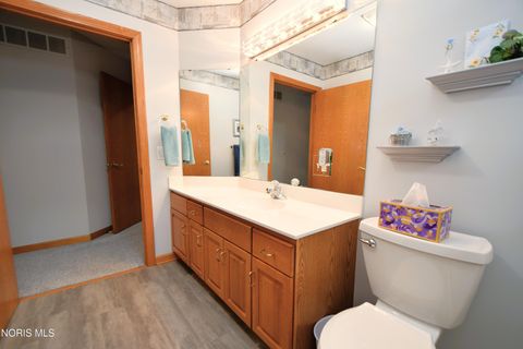 Tiny photo for 530 Elmway Dr DR, Maumee, OH 43537 (MLS # 10007401)