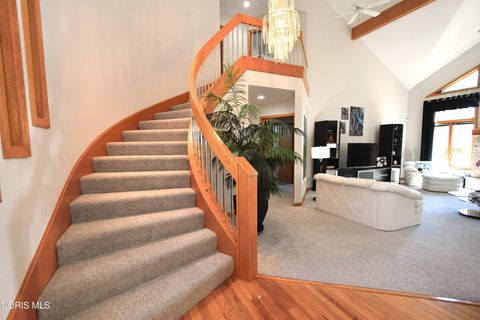 Tiny photo for 530 Elmway Dr DR, Maumee, OH 43537 (MLS # 10007401)