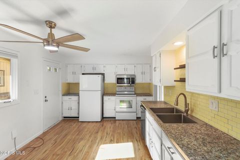 Tiny photo for 6804 Woodmeadow Drive, Toledo, OH 43617 (MLS # 10006557)