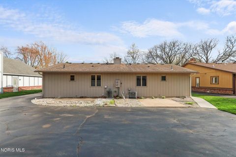 Tiny photo for 6804 Woodmeadow Drive, Toledo, OH 43617 (MLS # 10006557)