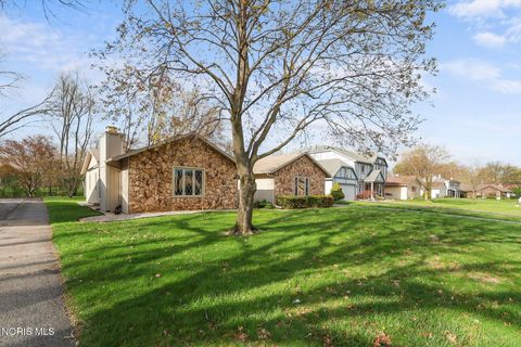 Photo of 6804 Woodmeadow Drive, Toledo, OH 43617 (MLS # 10006557)