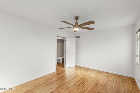 Tiny photo for 6804 Woodmeadow Drive, Toledo, OH 43617 (MLS # 10006557)