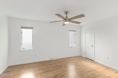 Tiny photo for 6804 Woodmeadow Drive, Toledo, OH 43617 (MLS # 10006557)