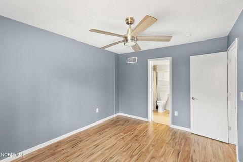 Tiny photo for 6804 Woodmeadow Drive, Toledo, OH 43617 (MLS # 10006557)