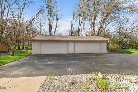 Tiny photo for 6804 Woodmeadow Drive, Toledo, OH 43617 (MLS # 10006557)