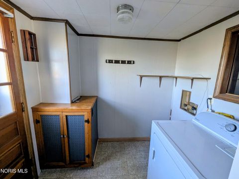 Tiny photo for 12345 Grove Road, Fostoria, OH 44830 (MLS # 10004856)