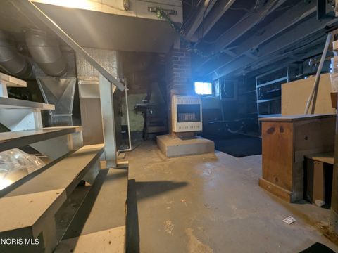 Tiny photo for 12345 Grove Road, Fostoria, OH 44830 (MLS # 10004856)