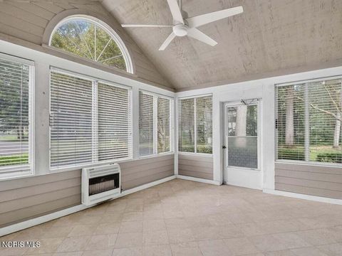 Tiny photo for 2358 Whispering Pines Drive, Toledo, OH 43617 (MLS # 10010749)