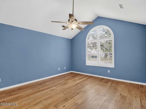 Tiny photo for 2358 Whispering Pines Drive, Toledo, OH 43617 (MLS # 10010749)