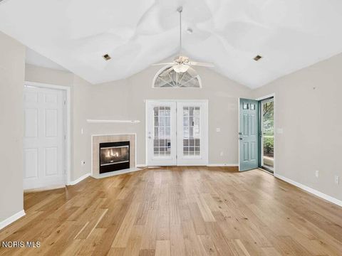 Tiny photo for 2358 Whispering Pines Drive, Toledo, OH 43617 (MLS # 10010749)