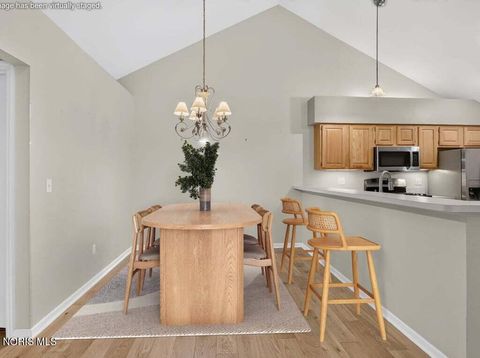 Tiny photo for 2358 Whispering Pines Drive, Toledo, OH 43617 (MLS # 10010749)