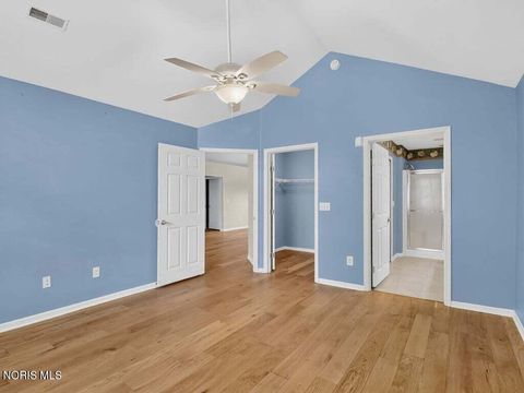 Tiny photo for 2358 Whispering Pines Drive, Toledo, OH 43617 (MLS # 10010749)