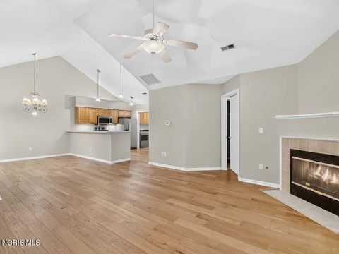 Tiny photo for 2358 Whispering Pines Drive, Toledo, OH 43617 (MLS # 10010749)