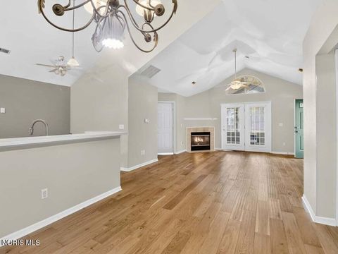 Tiny photo for 2358 Whispering Pines Drive, Toledo, OH 43617 (MLS # 10010749)