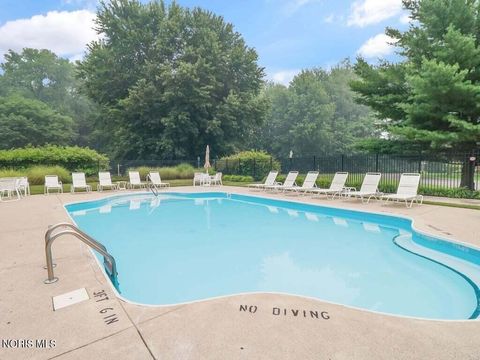 Tiny photo for 2358 Whispering Pines Drive, Toledo, OH 43617 (MLS # 10010749)
