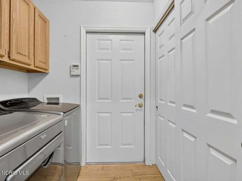 Tiny photo for 2358 Whispering Pines Drive, Toledo, OH 43617 (MLS # 10010749)