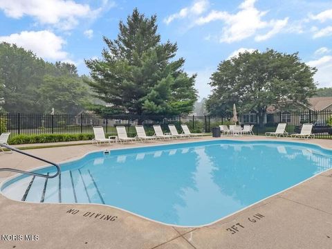 Tiny photo for 2358 Whispering Pines Drive, Toledo, OH 43617 (MLS # 10010749)