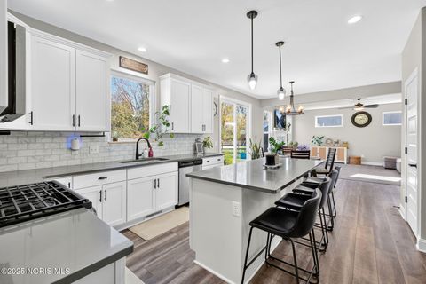 Tiny photo for 938 Wilkshire Drive, Waterville, OH 43566 (MLS # 10004331)