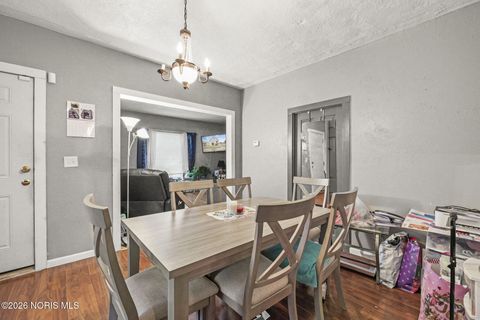 Tiny photo for 1652 Nebraska Avenue, Toledo, OH 43607 (MLS # 10002912)