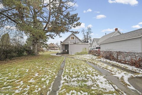 Tiny photo for 1652 Nebraska Avenue, Toledo, OH 43607 (MLS # 10002912)