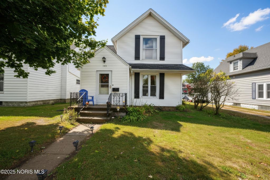 Photo for 103 Cherry Street St, Swanton, OH 43558 (MLS # 10000308)