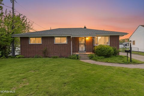 Photo of 4714 290th Street, Toledo, OH 43611 (MLS # 10006901)