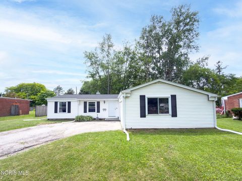 Homes For Sale - 5837 Granville Drive<br/> Sylvania, OH 43560