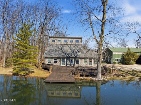 Photo of 4955 E Wohlers Avenue, Lakeside Marblehead, OH 43440 (MLS # 10006158)