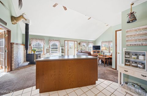 Tiny photo for 4955 E Wohlers Avenue, Lakeside Marblehead, OH 43440 (MLS # 10006158)