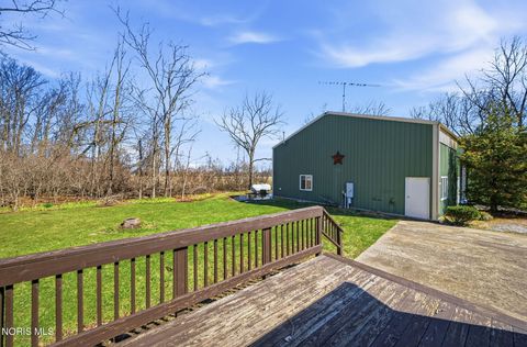 Tiny photo for 4955 E Wohlers Avenue, Lakeside Marblehead, OH 43440 (MLS # 10006158)