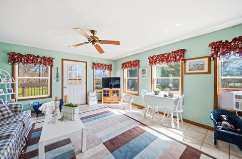 Tiny photo for 4955 E Wohlers Avenue, Lakeside Marblehead, OH 43440 (MLS # 10006158)