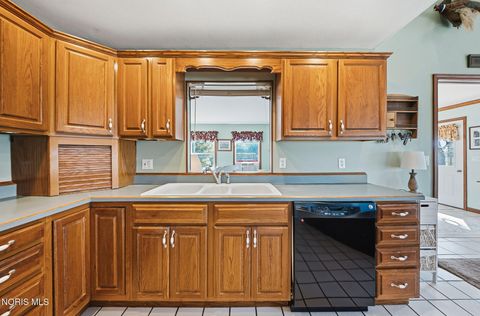 Tiny photo for 4955 E Wohlers Avenue, Lakeside Marblehead, OH 43440 (MLS # 10006158)