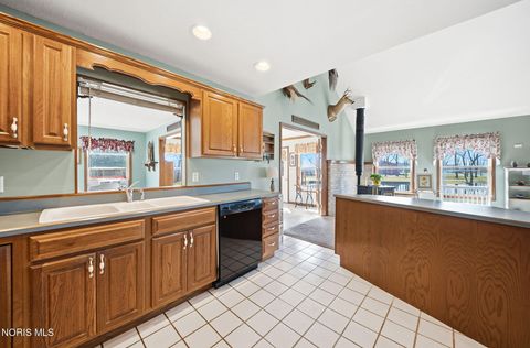 Tiny photo for 4955 E Wohlers Avenue, Lakeside Marblehead, OH 43440 (MLS # 10006158)