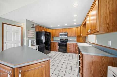 Tiny photo for 4955 E Wohlers Avenue, Lakeside Marblehead, OH 43440 (MLS # 10006158)