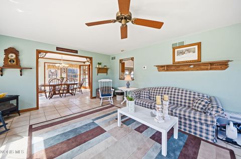 Tiny photo for 4955 E Wohlers Avenue, Lakeside Marblehead, OH 43440 (MLS # 10006158)