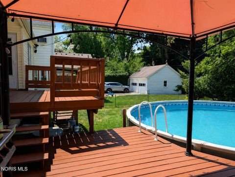 Tiny photo for 2459 Goddard Road, Toledo, OH 43606 (MLS # 10009142)