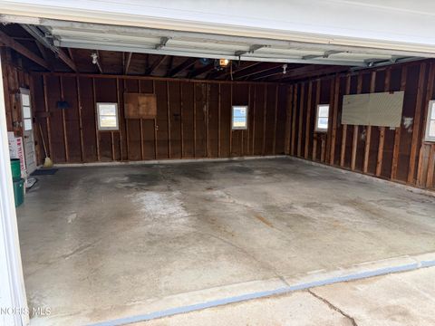 Tiny photo for 915 Delaware Avenue, Montpelier, OH 43543 (MLS # 10004147)