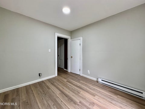 Tiny photo for 1102 White Street, Toledo, OH 43605 (MLS # 10012333)