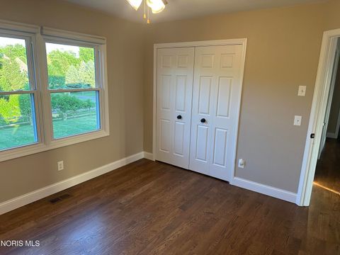 Tiny photo for 5448 Deercross Court, Sylvania, OH 43560 (MLS # 10008943)