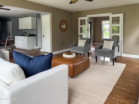 Tiny photo for 5448 Deercross Court, Sylvania, OH 43560 (MLS # 10008943)