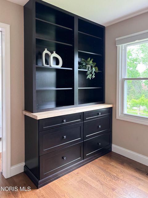 Tiny photo for 5448 Deercross Court, Sylvania, OH 43560 (MLS # 10008943)