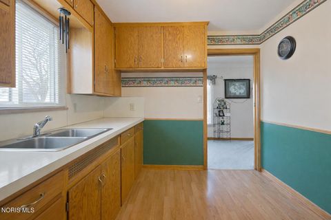 Tiny photo for 5113 Tappan Avenue, Toledo, OH 43612 (MLS # 10004215)