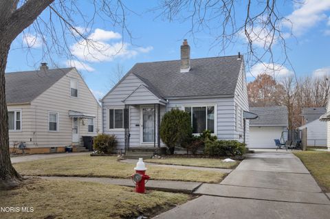 Tiny photo for 5113 Tappan Avenue, Toledo, OH 43612 (MLS # 10004215)