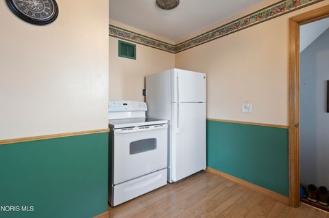 Tiny photo for 5113 Tappan Avenue, Toledo, OH 43612 (MLS # 10004215)