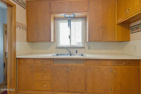 Tiny photo for 5113 Tappan Avenue, Toledo, OH 43612 (MLS # 10004215)