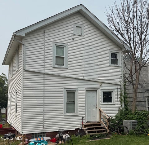 Tiny photo for 1814 Evansdale Avenue, Toledo, OH 43607 (MLS # 10010814)