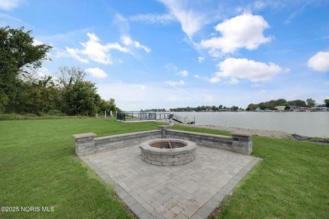 Tiny photo for 3150 Shoreland Avenue, Toledo, OH 43611 (MLS # 10000846)