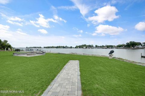 Tiny photo for 3150 Shoreland Avenue, Toledo, OH 43611 (MLS # 10000846)